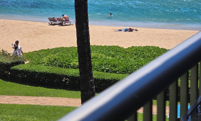 Kaanapali Condo | Great Ocean View #357 1-bedroom 2-bath condo at The Whaler SPECIAL PRICING NOW!