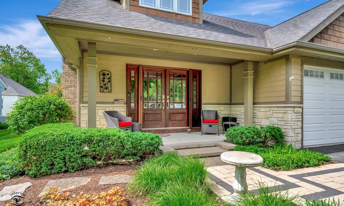 Warrenville House | Great place to stay in Warrenville