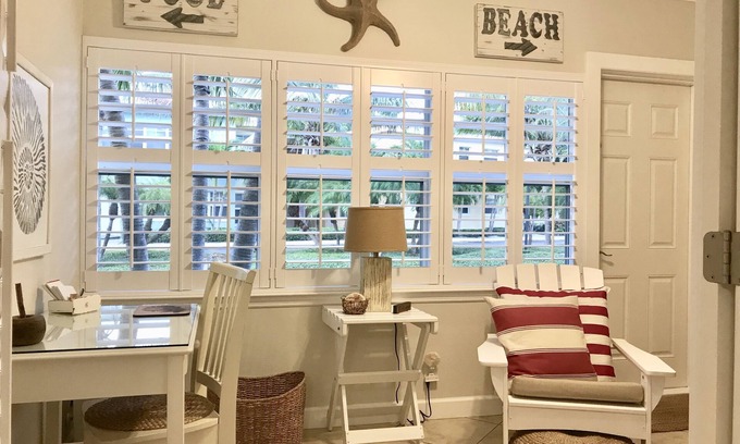 Indian Shores Condo | Great Vacation Condo - Barefoot Beach Resort - Ground Floor