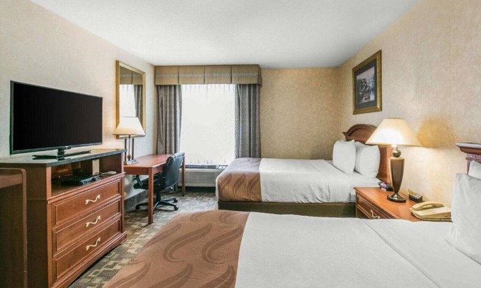 Edison House | Great value and friendly service in Edison