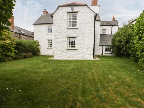 Crantock House | Great Western Farmhouse