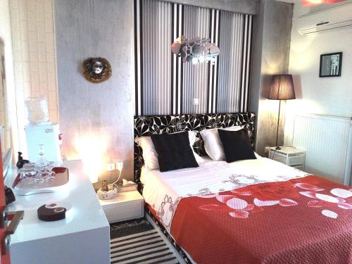 Agioi Anargyroi-Kamatero House | Greek hospitality 2