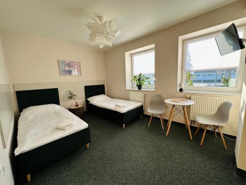 Zielona Gora Bed & Breakfast | Green B&B Bed and Breakfast