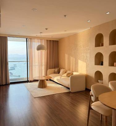 Hon Gai Apartment | Green Diamond Hạ Long 3211 View Biển