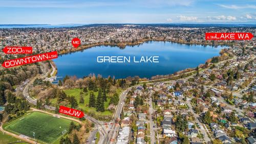 Seattle Villa | Green Lake 1st Line Home D Full Modern Remodeled