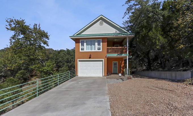 Canyon Lake House | Green Roof Cottage | Fun Canyon Lake Getaway with Game Room!