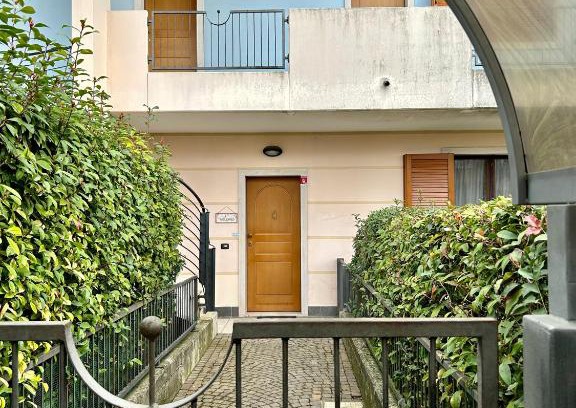 Castelnuovo del Garda Apartment | Green Room Del Garda