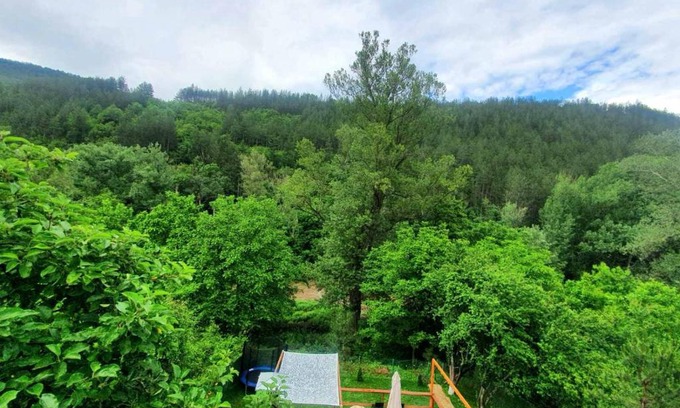 Boboshevo House | Green View 1