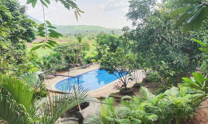 Khalapur Hotel | Green View Resort
