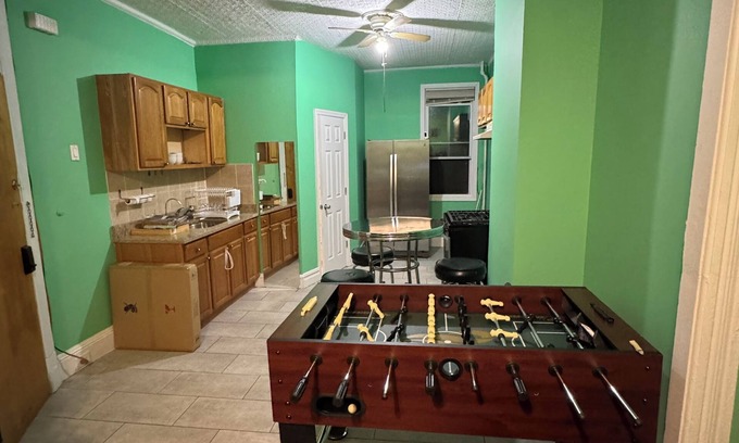 Queens Apartment | Green Walls NYC Cozy Shared Apartment in Vibrant Neighborhood!
