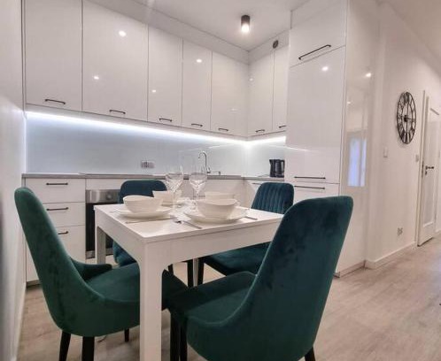 Wola Apartment | Greenery Apartament Wola