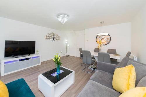 Reading House | Greenfield Modern 3BR Home - Southcote lane , Reading