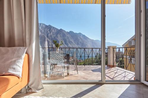 Orahovac Apartment | GreenHill Scenic Apartment