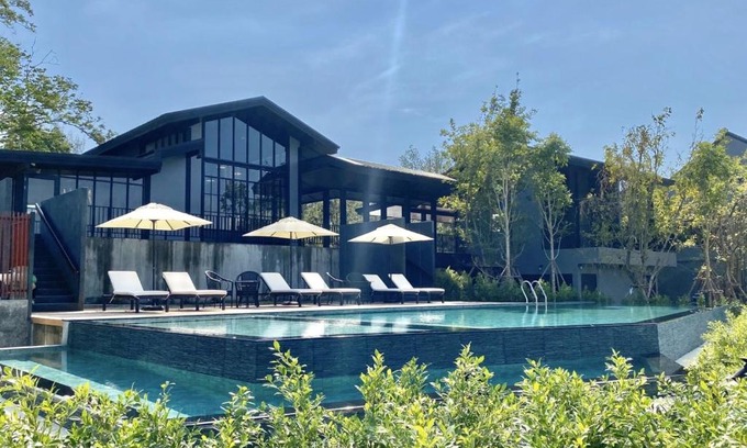 Si Racha Hotel | GREENHILLS RESORT Si Racha