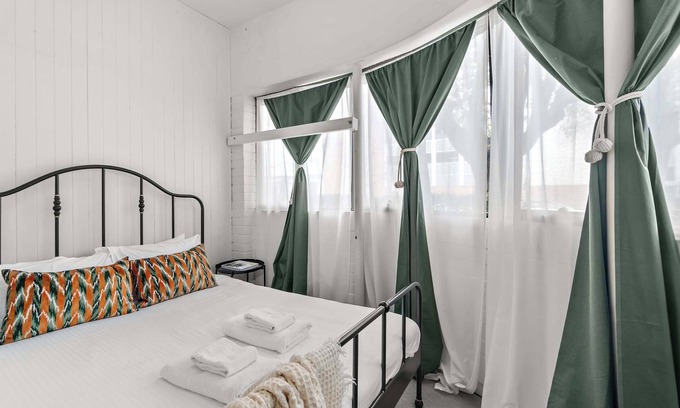 North Adelaide Apartment | Greenways Apt 1BR Retreat in Central North ADL