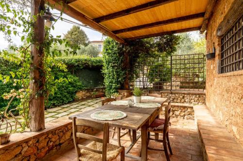 Santa Lucia House | Greg's House