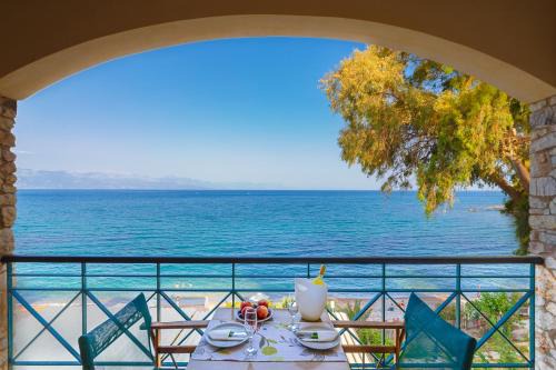 Petalidi Apartment | Grekis Beach Hotel and Apartments