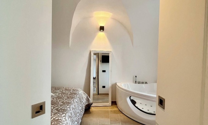 Perinaldo Apartment | Greta's suite & private spa