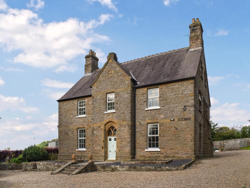 Durham House | Grey Gables