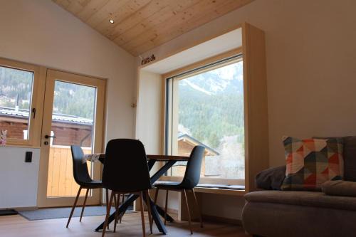 Steeg Apartment | griable