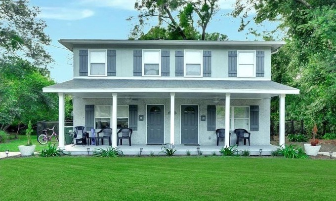 Jekyll Island House | Gritz Carlton (B) - cozy two bedroom duplex within walking distance to beach