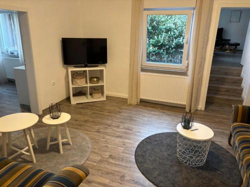 Menden Apartment | Große 100qm Wohnung für 6 Personen in der Altstadt