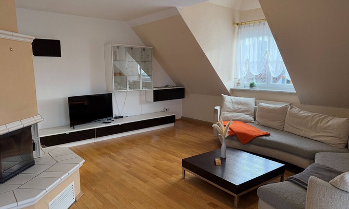 Zapfendorf Apartment | Große Ferienwohnung für 4 Personen in Ruhiger Lage