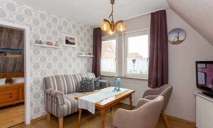 Wittmund Apartment | Große Obergeschosswohnung - Gästehaus Fischer