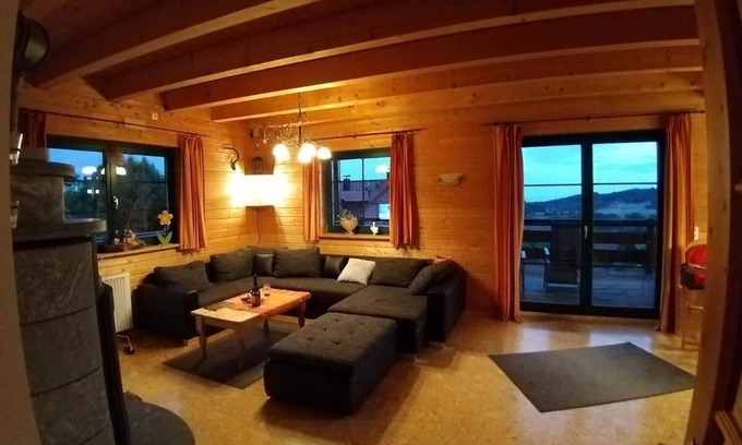 Sankt Englmar Apartment | Großes, gemütliches Ferienhaus (150 m2) mit Sauna und kostenfreiem WLAN