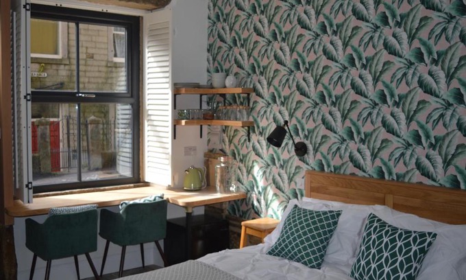 Wadsworth House | Grooms House