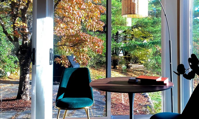 Amherst House | Groovy 1970's home in the country Totally Amazing!