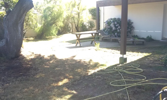 La Turballe Apartment | Ground floor apartment 53 m3 private garden 50 m beach for 4 or 5 people.