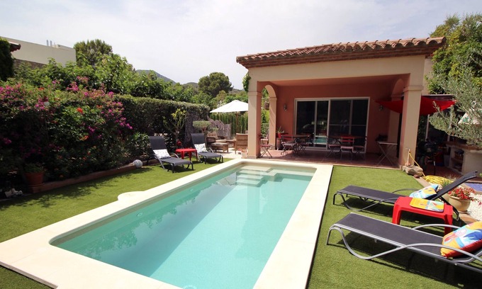 Mont-roig del Camp Apartment | Ground floor in Golf de Bonmont with private swimming pool