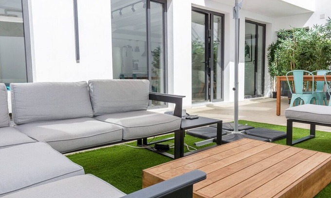 Vista de los Angeles-Rumina Apartment | Ground floor with private patio next to the beach