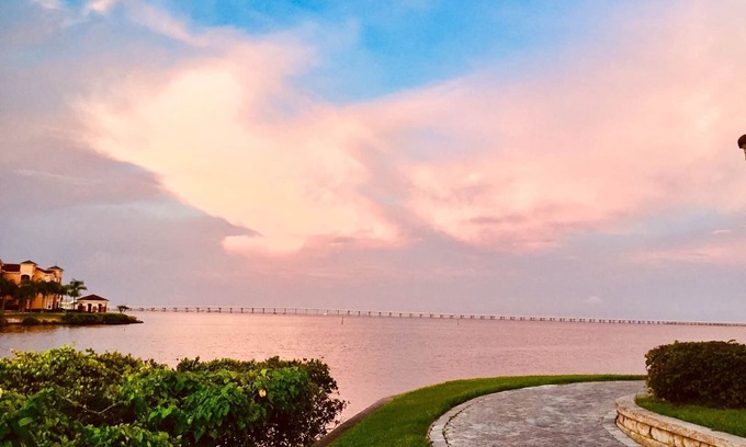 Clearwater Condo | Ground level beautiful water front condo