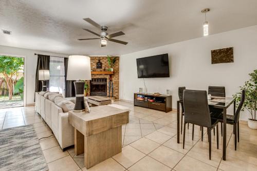 Tallahassee Apartment | Group-Friendly Rental 5 Mi to Dtwn Tallahassee!