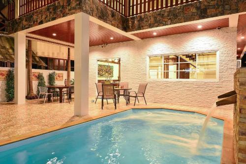 Nanai Road Villa | Group Getaway Patong House