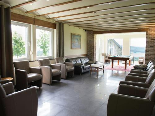 Harre House | Group Stay with Pool, Chevron