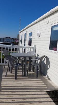 Great Yarmouth Resort | Grouse 54 - Home from Home, Free WiFi, Bed Linen and Towels Included - California Cliffs