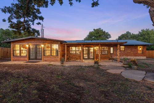 Kerrville House | Guadalupe Bluff Bunk House