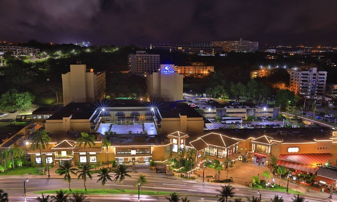 Tumon Resort | Guam Plaza Resort