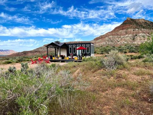 Virgin House | Guardian Angel Tiny House near Zion National Park