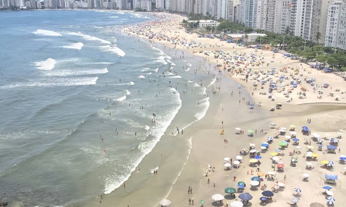 Morro do Maluf Apartment | Guaruja, Pitangueiras on the sand