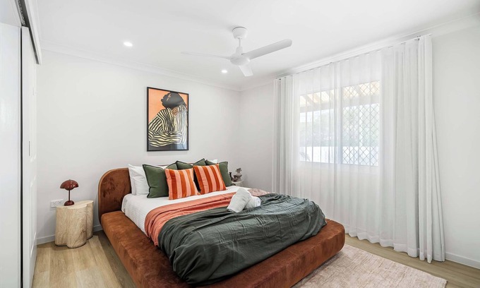 Broadbeach Waters Apartment | Guava By Khove Summar