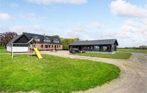 Pedersker House | Gubbegård