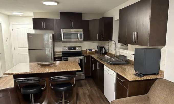 Lower Sumas Mountain Apartment | Guest apartment in Abbotsford