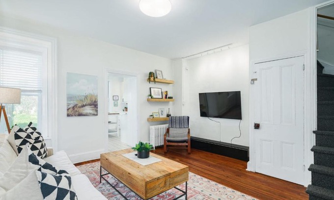 Roxborough-Manayunk Apartment | Guest Apartment in Row Home with Backyard Patio
