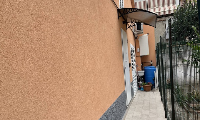 Grosseto House | Guest House All'83