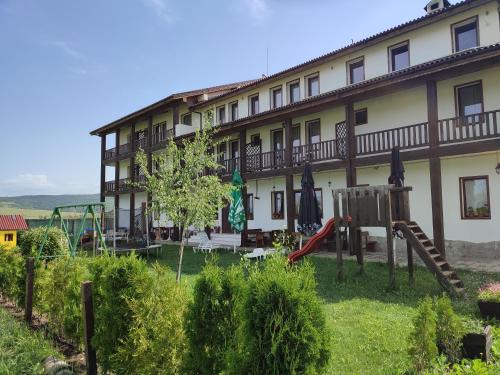 Belchin House | Guest House Belchin View