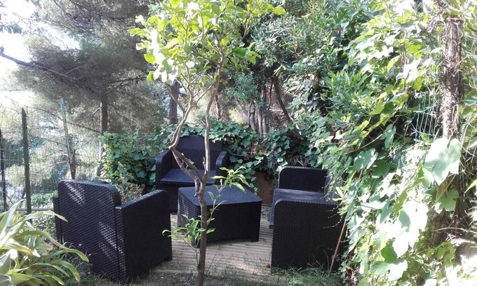 Torre del Mare House | Guest House Berzefi